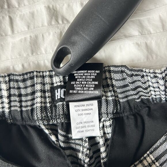 Hot Topic Black + White Plaid Pants Elastic Size L Corporate Goth Punk Skate - Picture 8 of 12